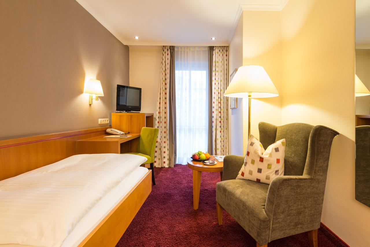 Hotel Heinz Гер-Ґренцгаузен Екстер'єр фото