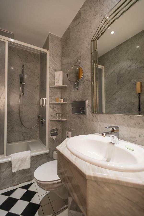 Hotel Heinz Гер-Ґренцгаузен Екстер'єр фото